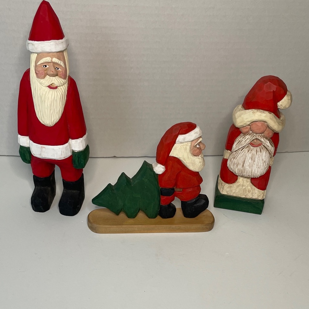 JM Wooden Folkart   Signed Santas 3 piece bundle Christmas